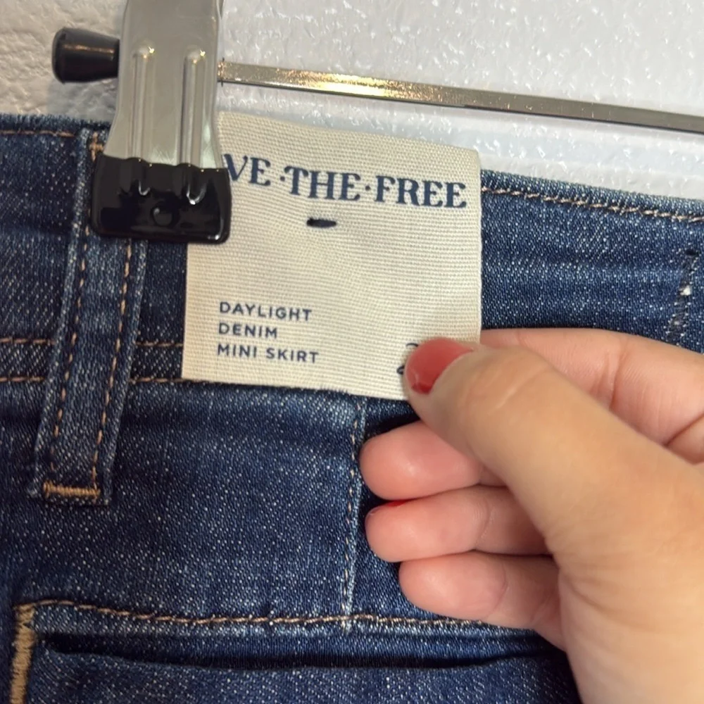 Free People definition essential